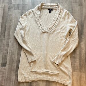 Gap tunic length cotton v neck sweater with kangaroo pocket new no tags